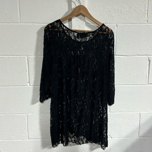 Attitudes by Renee Black Lace Highlow Coverup Size Large - Picture 4 of 4